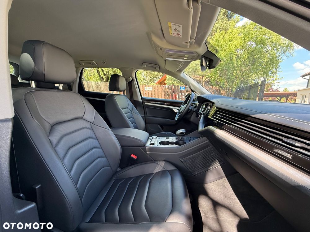 Volkswagen Touareg 3.0 V6 TDI SCR 4Mot - 26