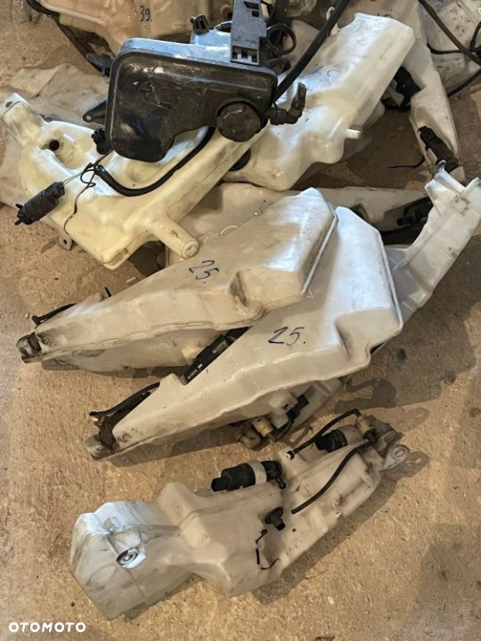 Zbiorniczek zbiornik do spryskiwaczy Ford Focus MK2 4M5113K163 - 2