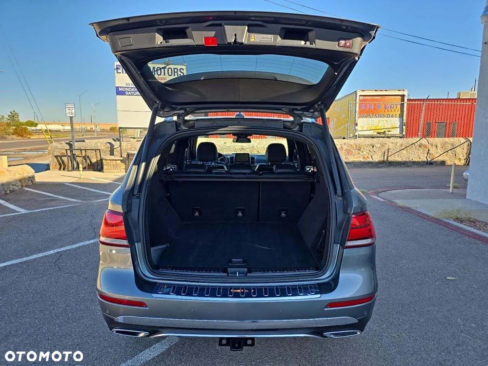 Mercedes-Benz GLE - 11