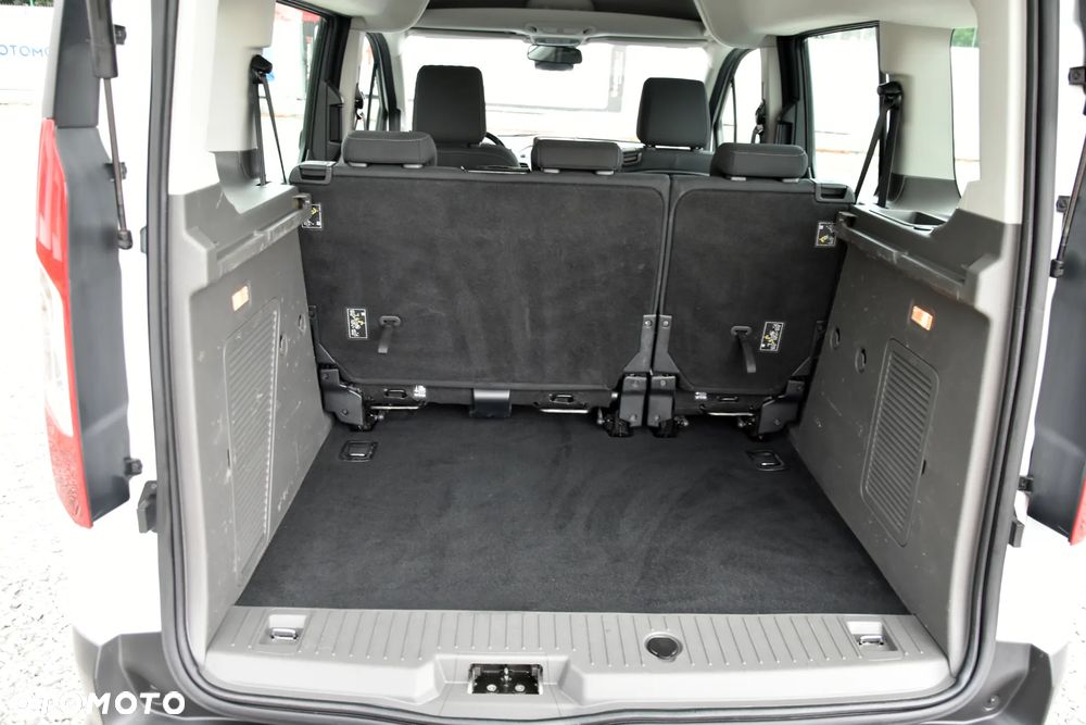 Ford Tourneo Connect 1.5 EcoBlue Start-Stop Titanium - 24