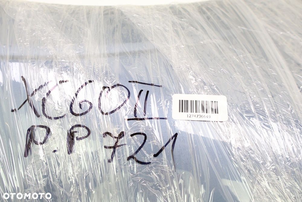 VOLVO XC60 II BŁOTNIK PRAWY PRZÓD 721 - 11