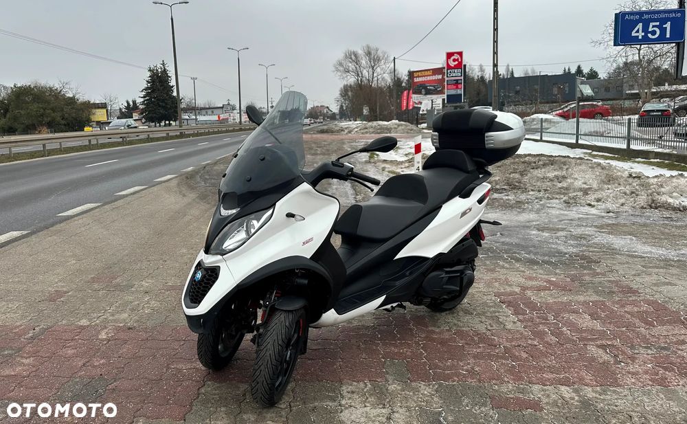 Piaggio MP-3 - 5