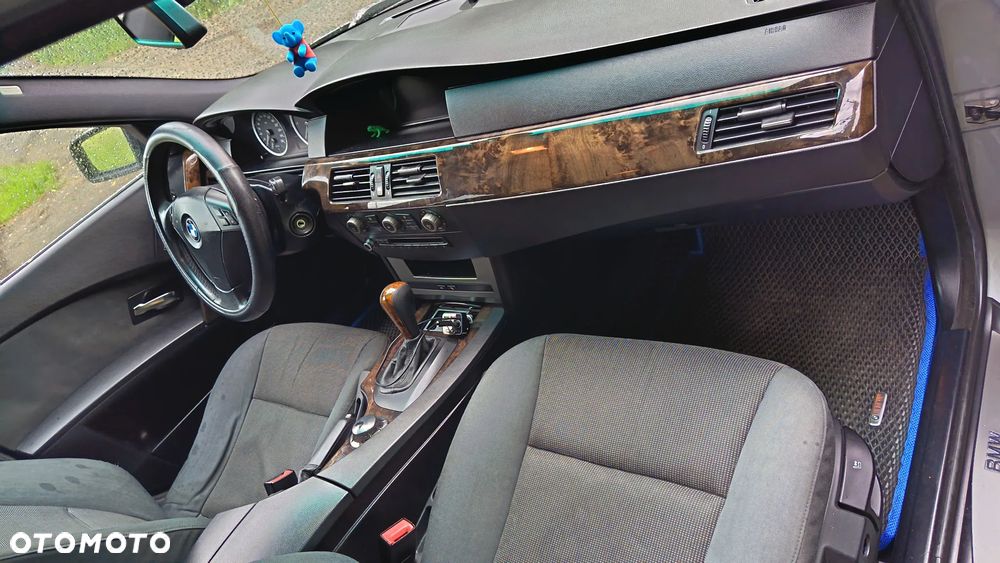 BMW Seria 5 - 16