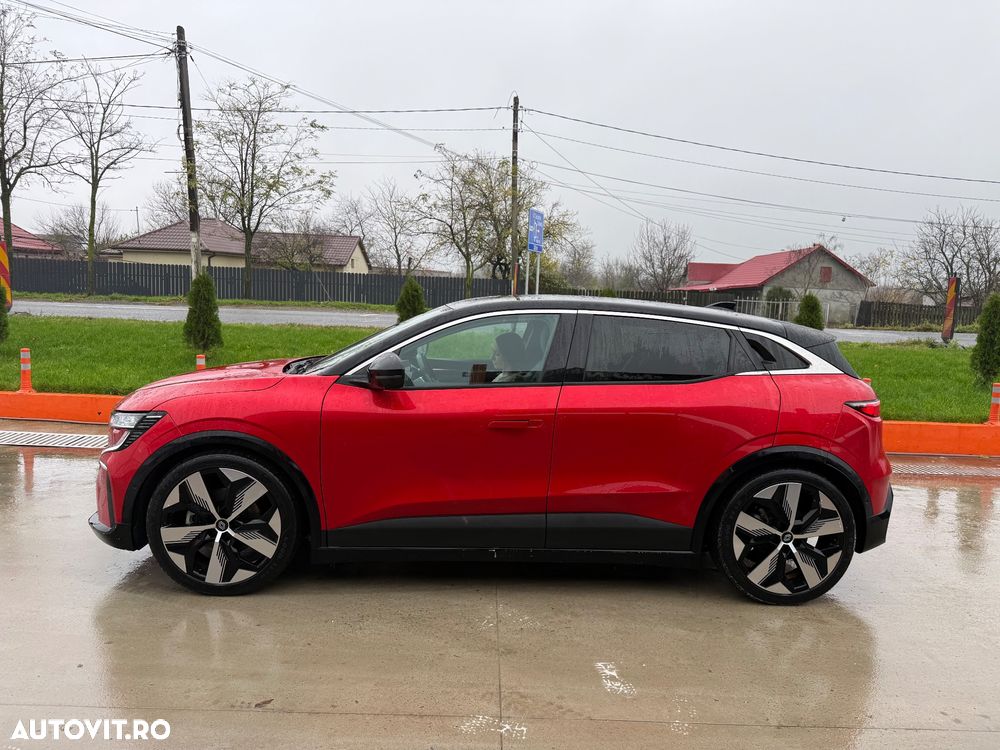 Renault Megane E-TECH 60 kWh 220 CP Techno - 11