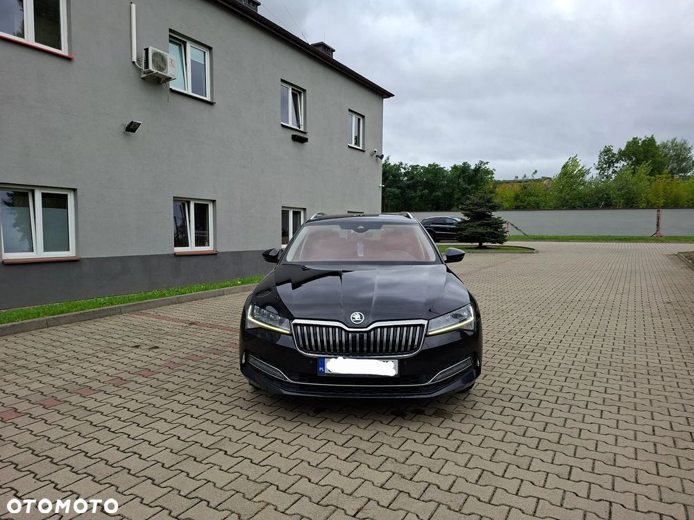 Skoda Superb 2.0 TDI SCR Style DSG - 3
