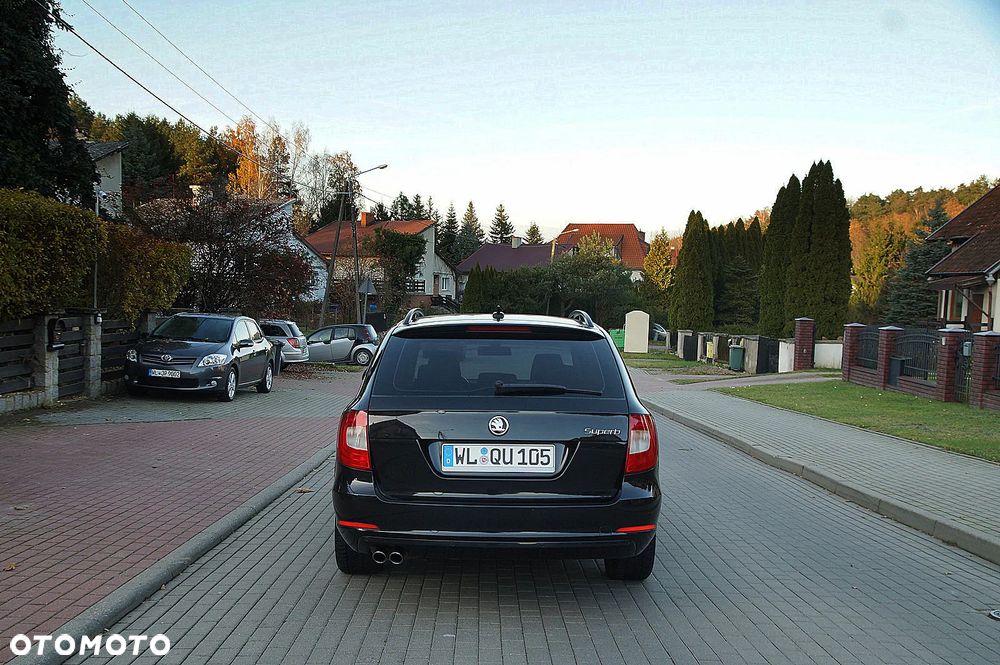 Skoda Superb 2.0 TDI Ambition DSG - 7