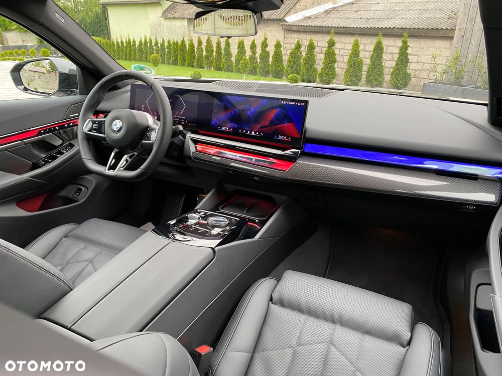 BMW Seria 5 520d xDrive - 30