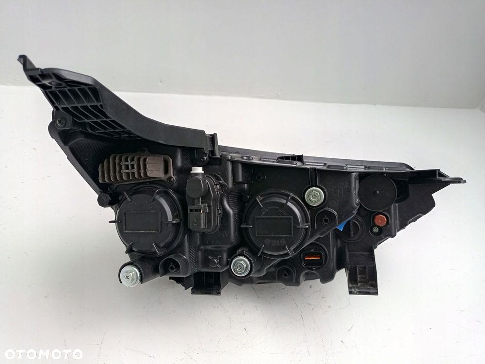 SSANGYONG KORANDO IV 4 19- LAMPA LED PRZEDNIA LEWA LEWY PRZÓD 8310137100 ÷ - 12