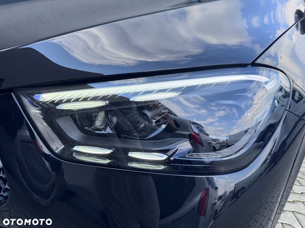 Mercedes-Benz GLE - 32