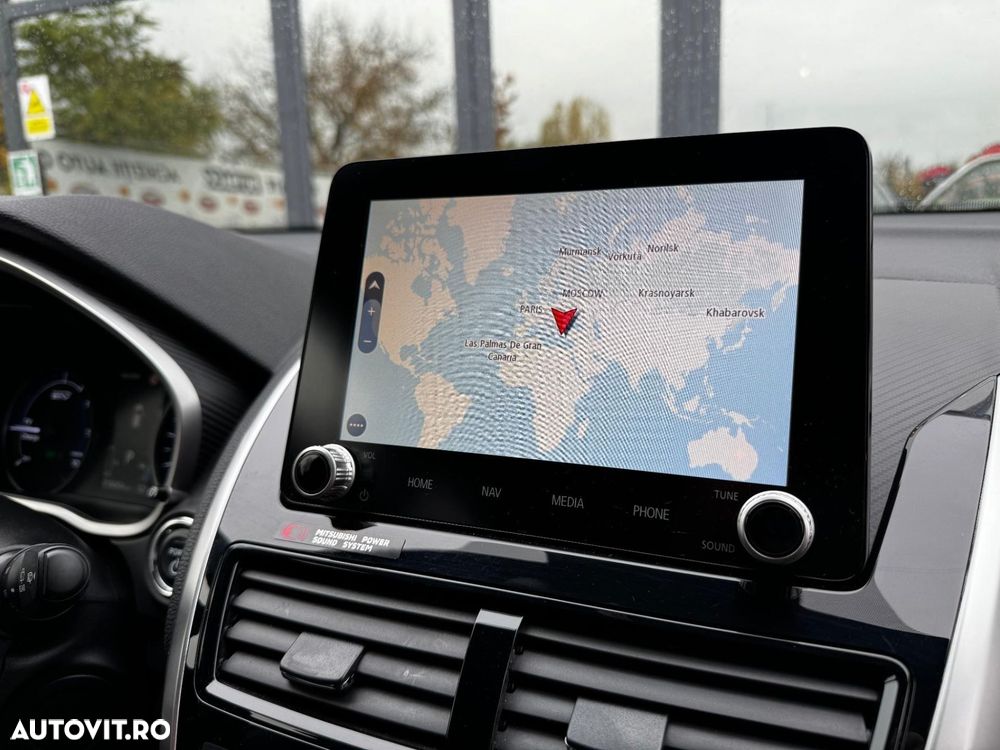 Mitsubishi Eclipse-Cross - 11
