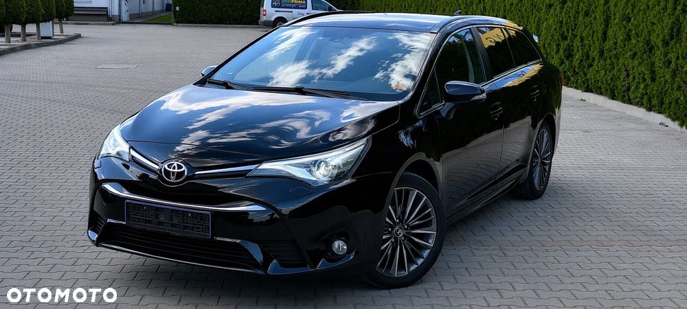 Toyota Avensis Touring Sports 1.8 Executive - 2