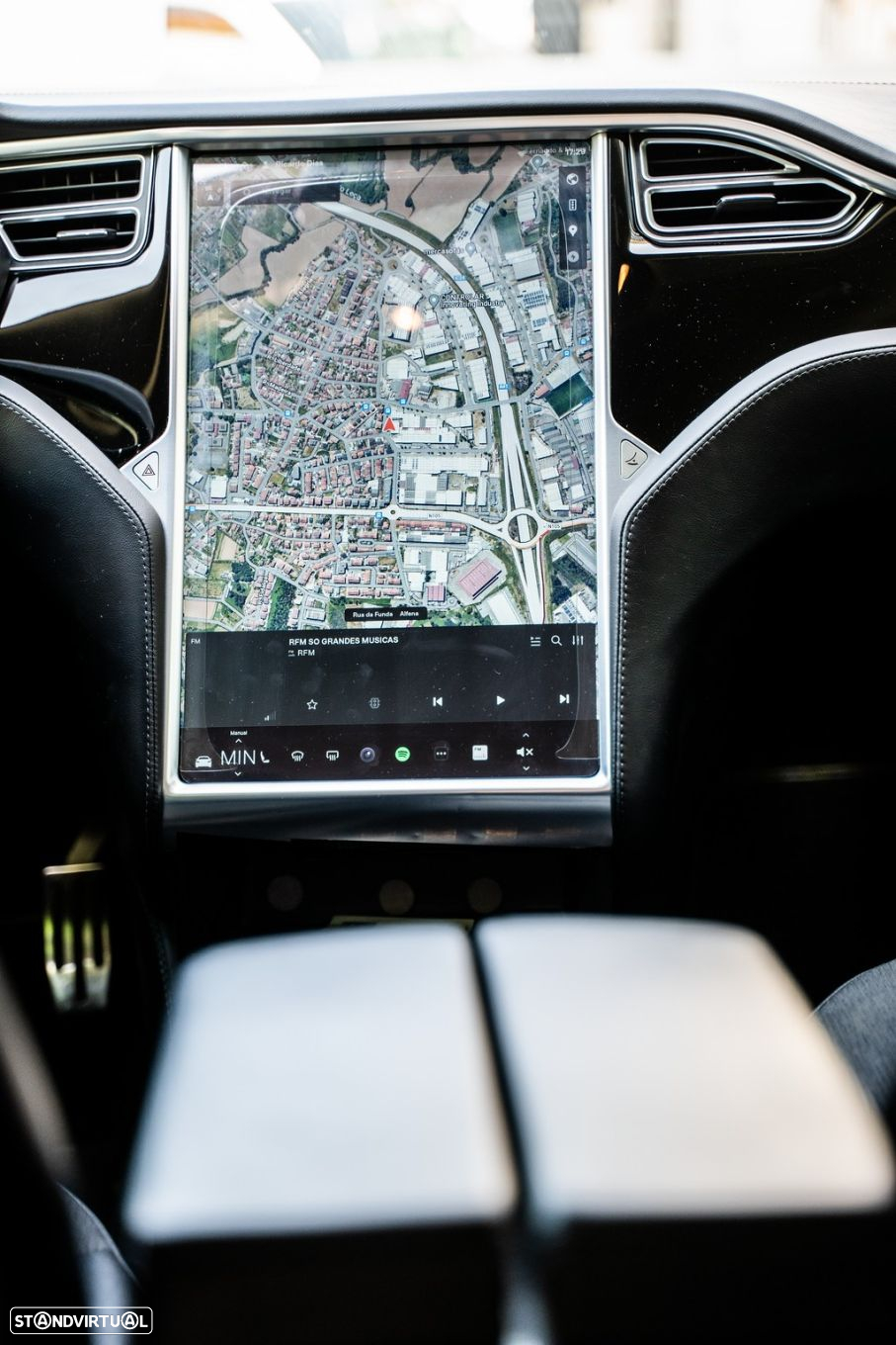 Tesla Model S - 13