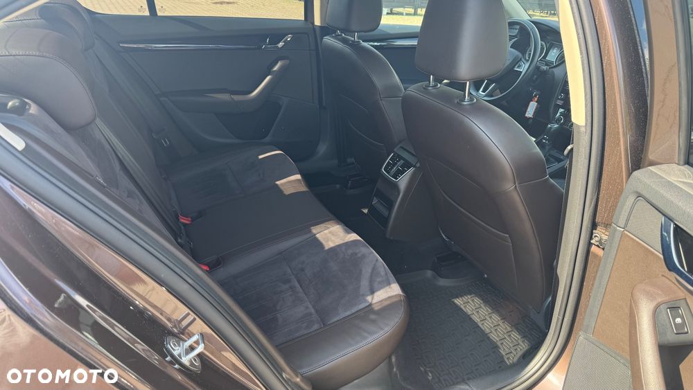 Skoda Octavia 1.8 TSI DSG L&K - 31