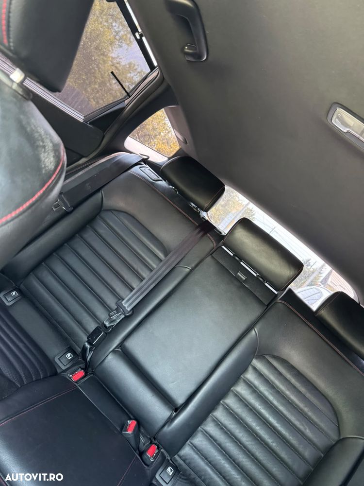 Kia Optima Sportswagon 1.7 DSL 7DCT GT Line - 18