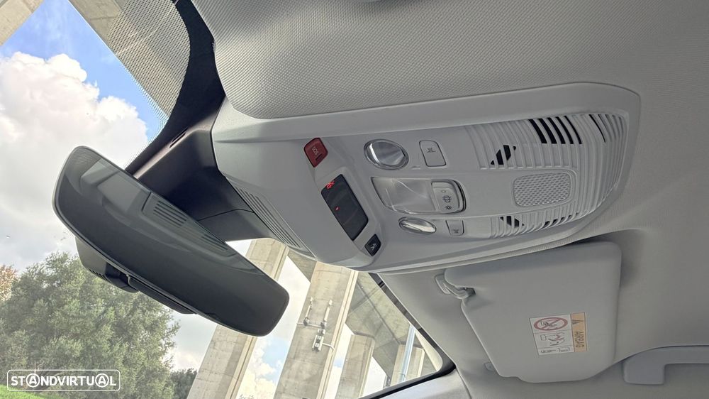 Peugeot 3008 1.6 Hybrid Allure Pack e-EAT8 - 36