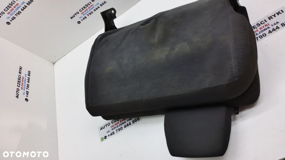 NISSAN Navara Kanapa Siedzenie TYŁ - 7