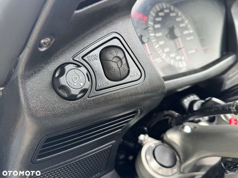 Honda ST - 21