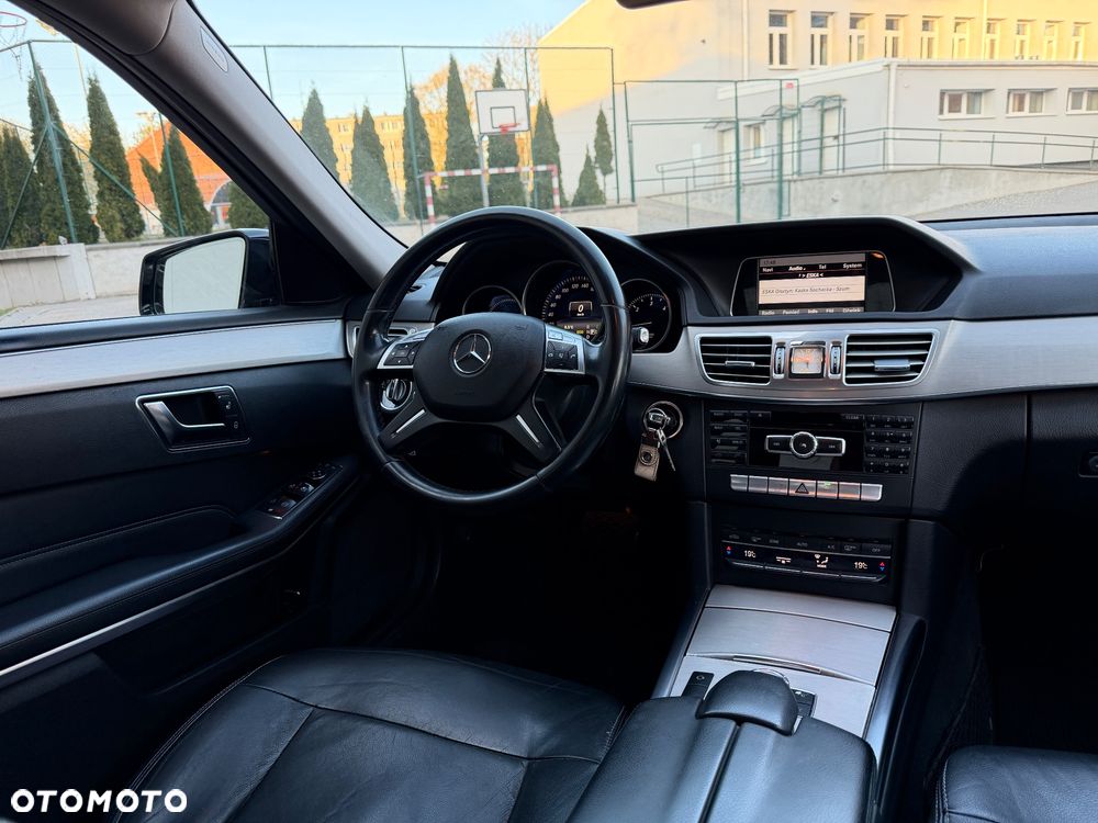 Mercedes-Benz Klasa E 220 BlueTEC 9G-TRONIC Avantgarde - 20