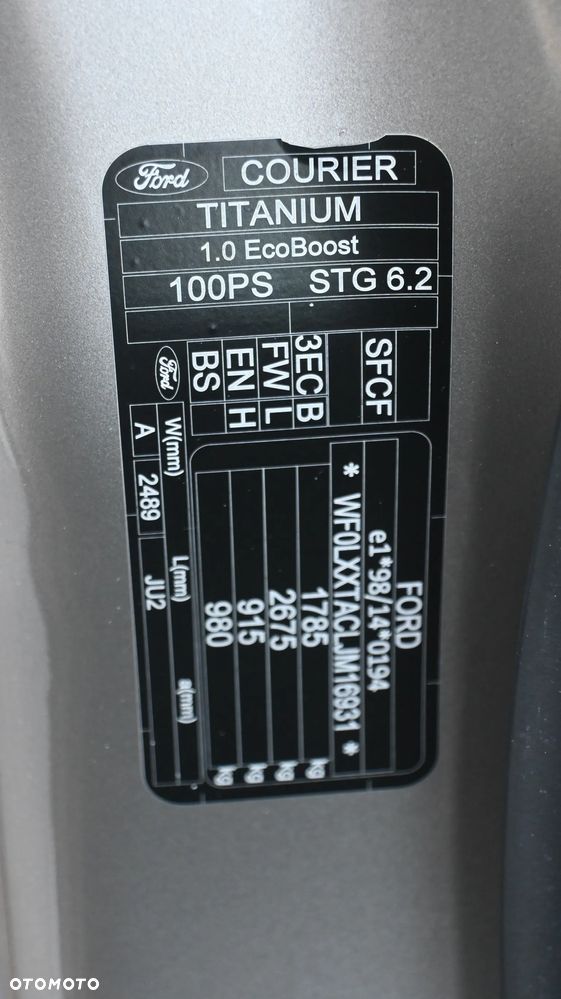 Ford Tourneo Courier 1.0 EcoBoost Titanium - 39