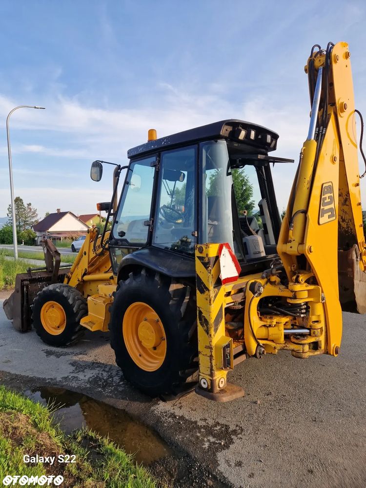 JCB 3CX CONTRACTOR - 3