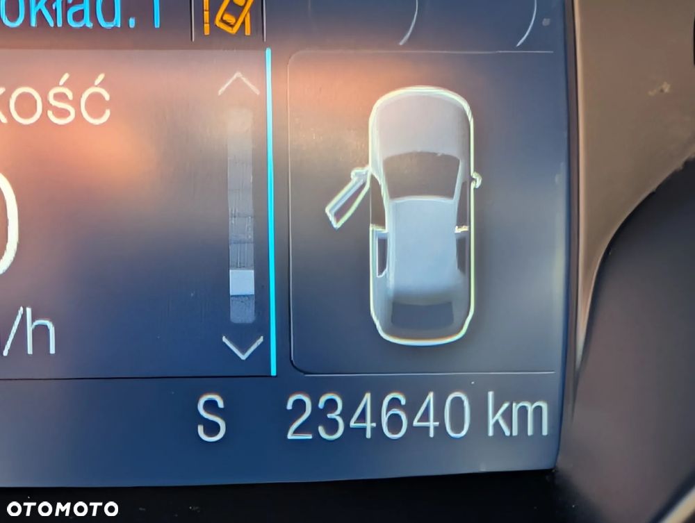 Ford Kuga 2.0 TDCi 4x4 Titanium - 8