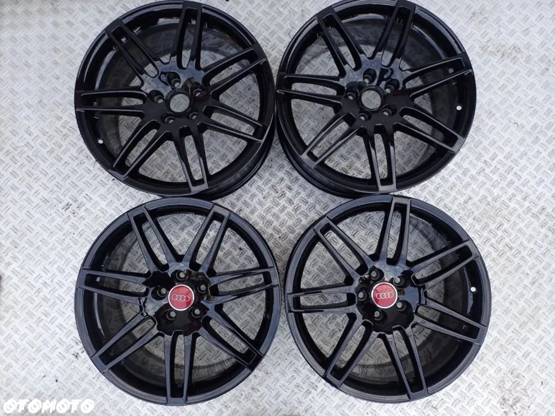 FELGI ALUMINIOWE AUDI A6 19 CALI 4F0601025BA 8.5X19 ET48 CZARNY POŁYSK RADOM - 2