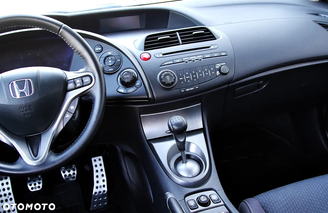 Honda Civic 1.8 Sport - 25