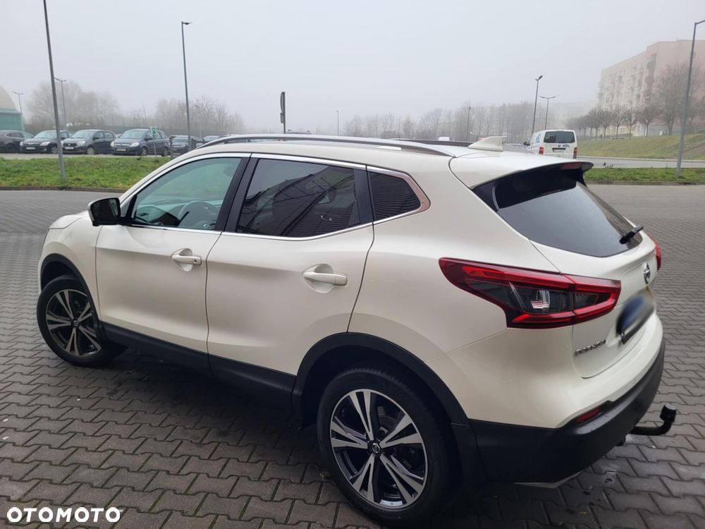 Nissan Qashqai 1.2 DIG-T N-Connecta - 6