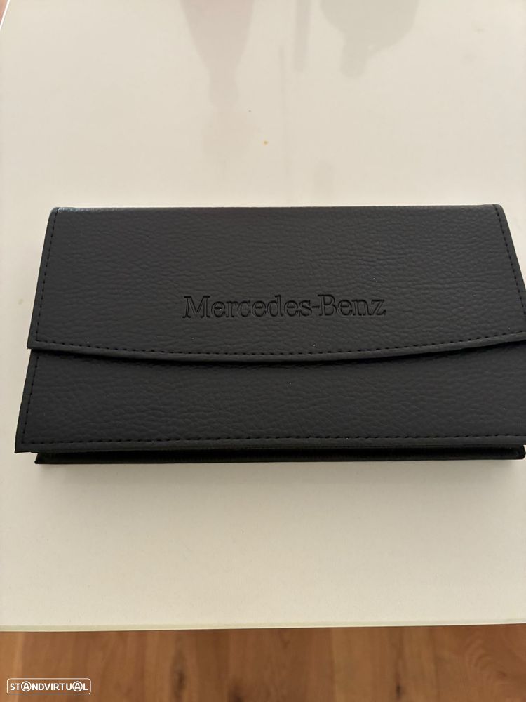Mercedes-Benz GLA 250 e AMG Line - 2