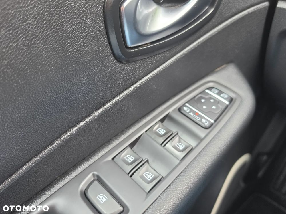 Renault Captur 1.3 TCe Intens - 24