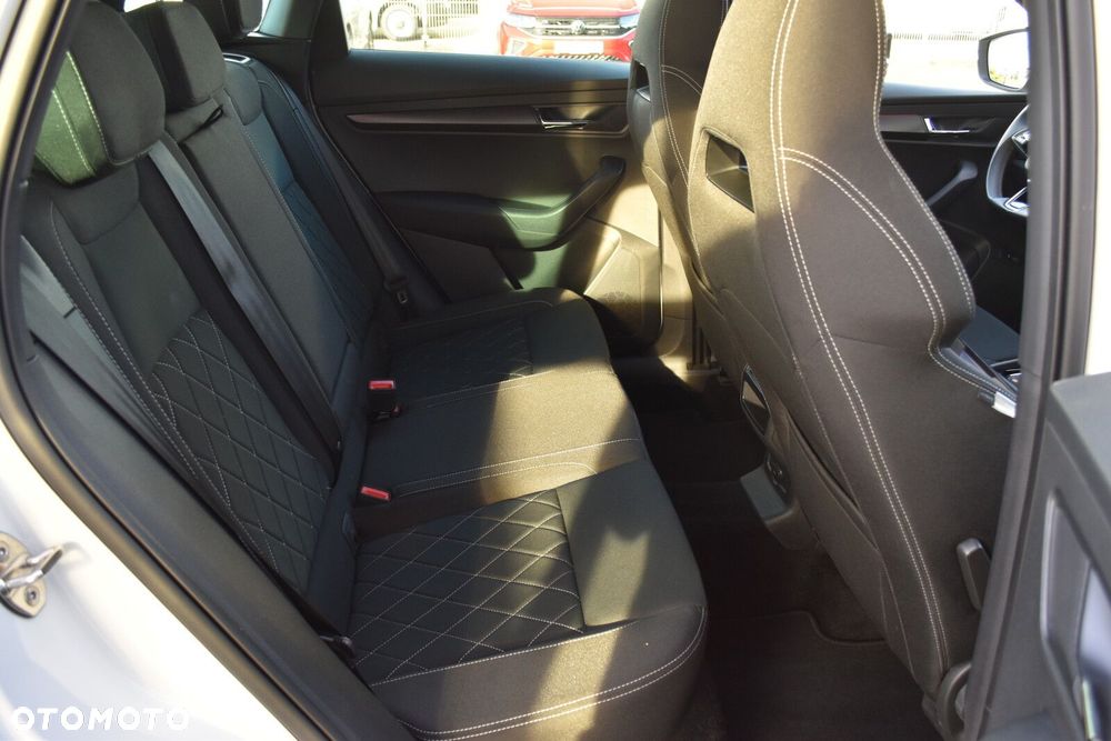 Skoda Karoq 1.5 TSI ACT 4x2 Sportline DSG - 35