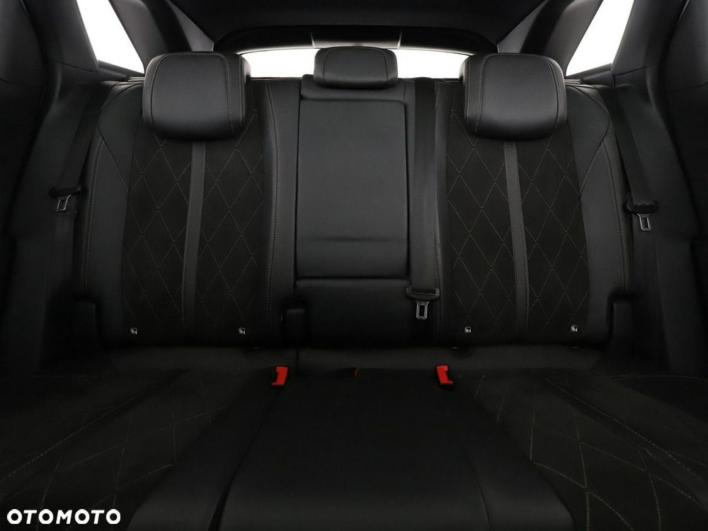 Peugeot 3008 2.0 BlueHDi GT S&S EAT8 - 19