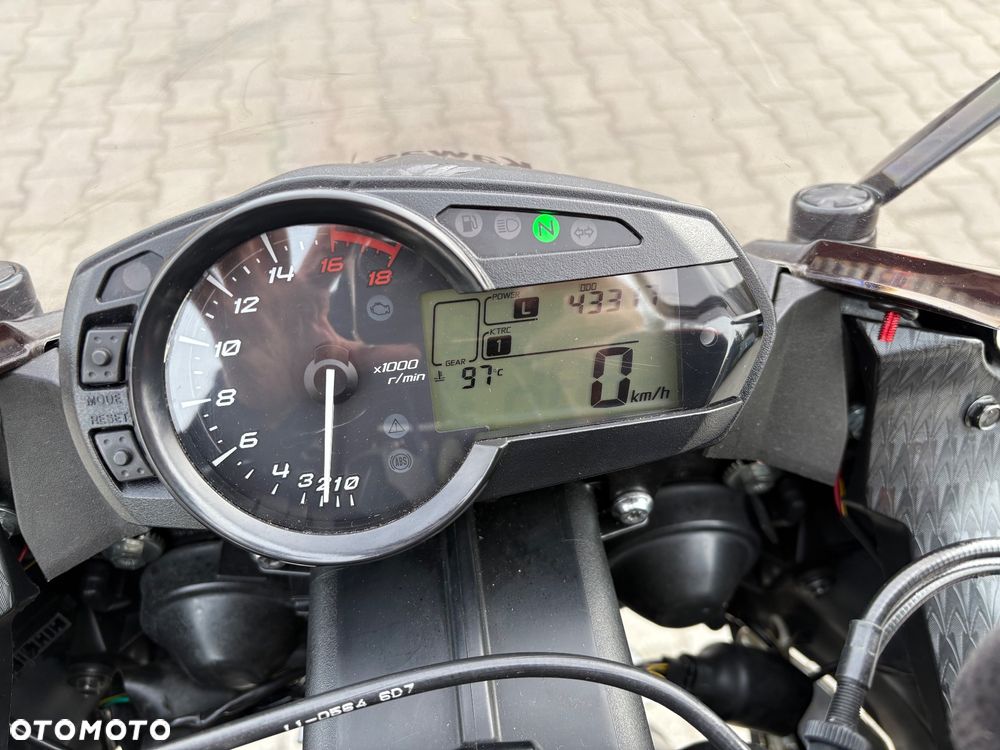 Kawasaki Ninja - 11