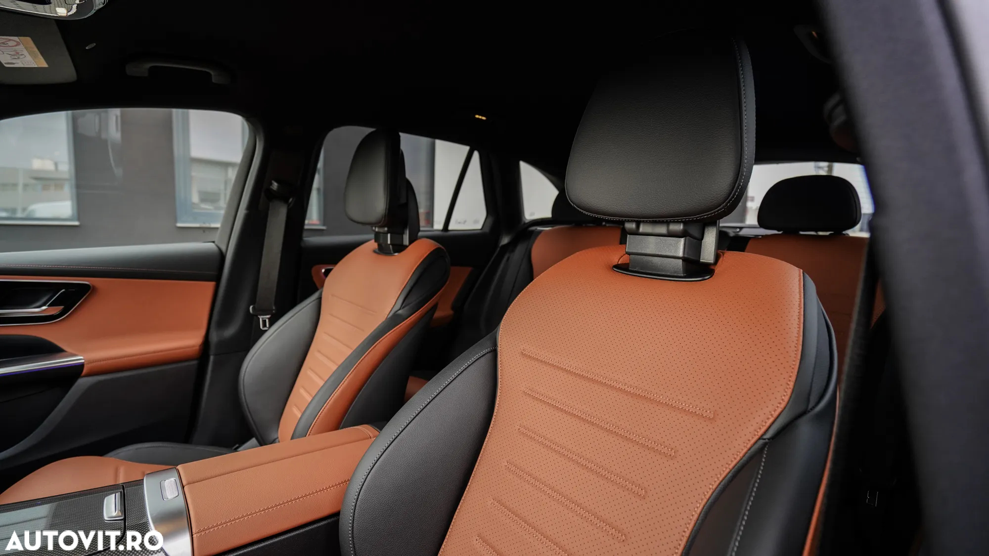 Mercedes-Benz GLC 300 4Matic 9G-TRONIC AMG Line Advanced - 13