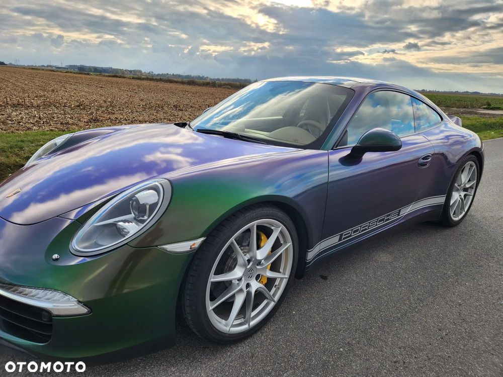 Porsche 911 Carrera S - 11