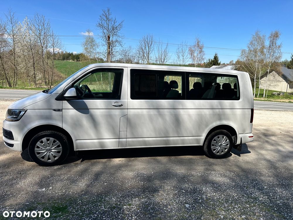 Volkswagen Caravelle - 7