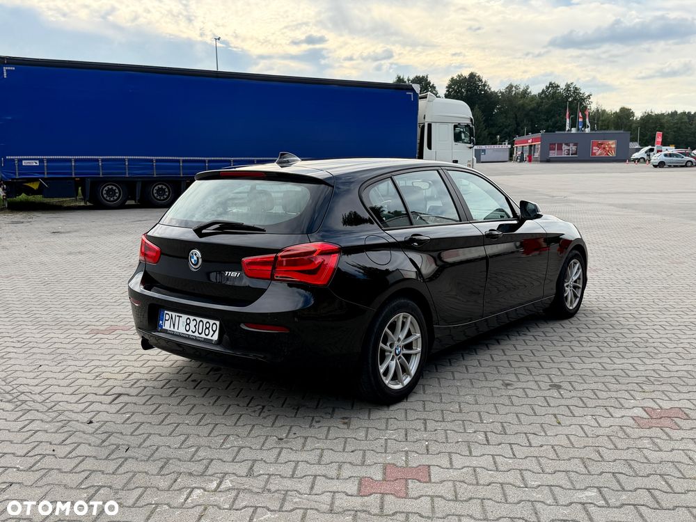 BMW Seria 1 118i - 3