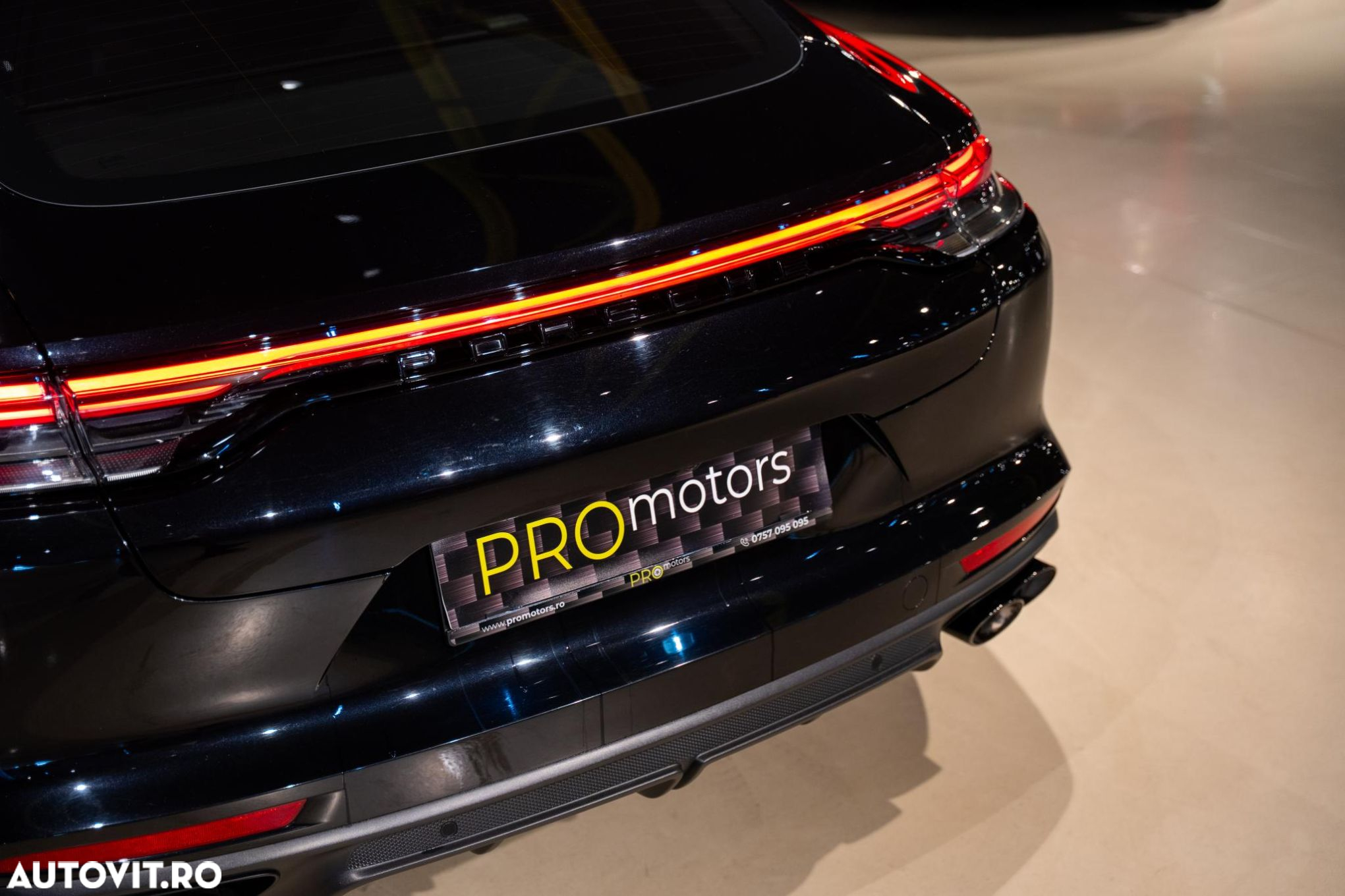 Porsche Panamera - 28