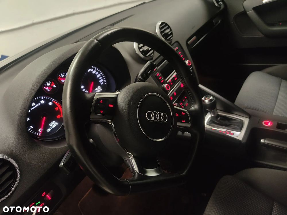 Audi A3 Sportback 1.4 TFSI S tronic S line Sportpaket - 15