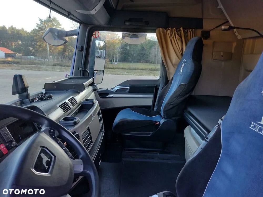 MAN TGX 18.460 Low Deck Mega - 12