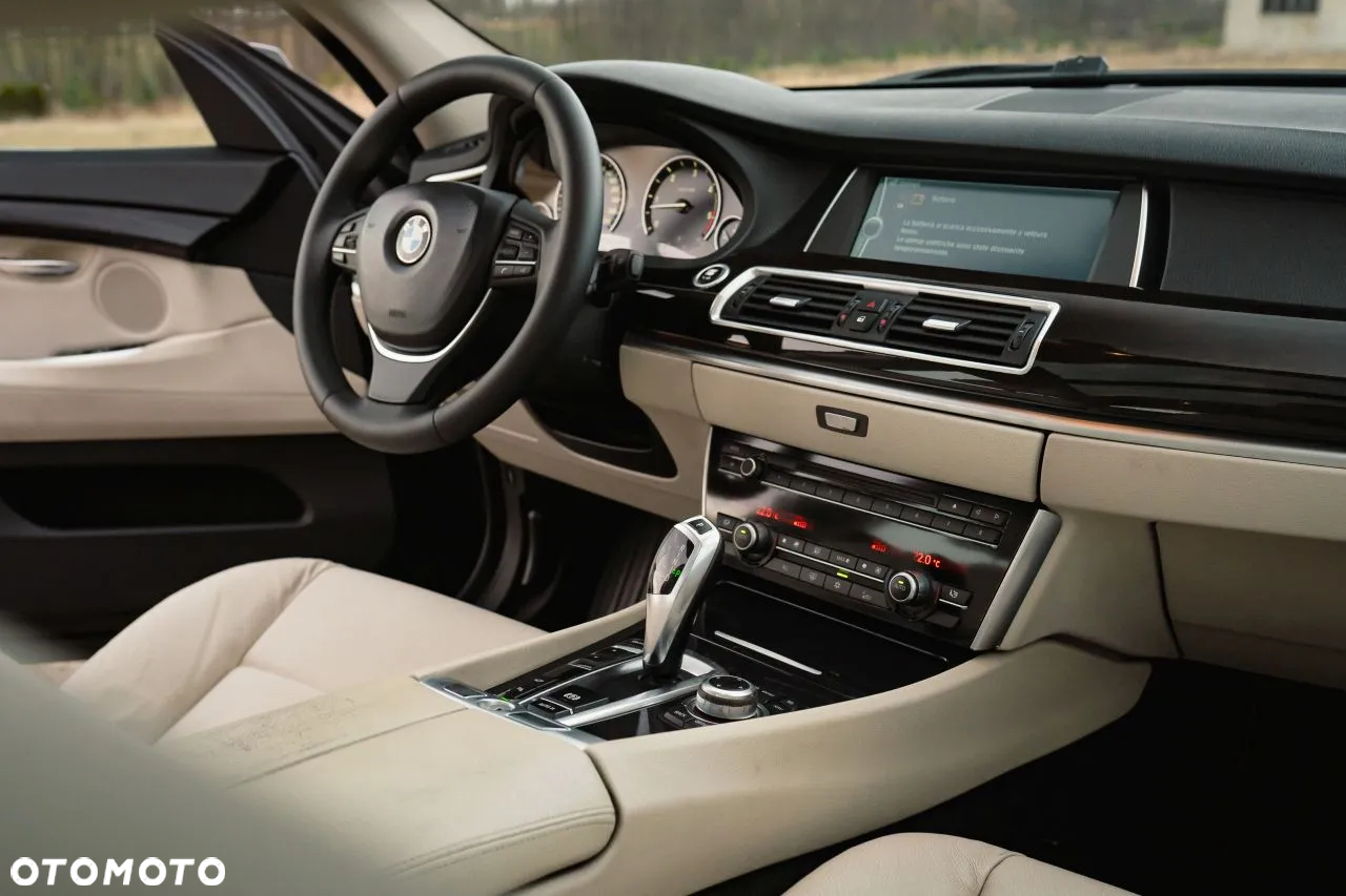 BMW 5GT 530d Gran Turismo - 15