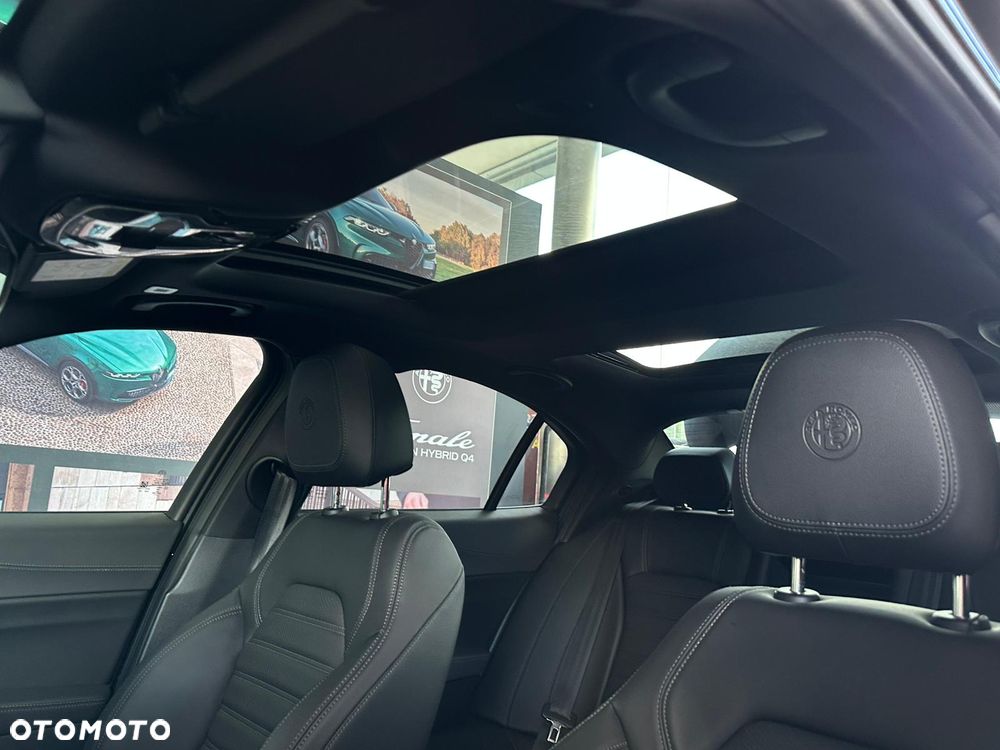 Alfa Romeo Giulia 2.0 Turbo Veloce Q4 - 7
