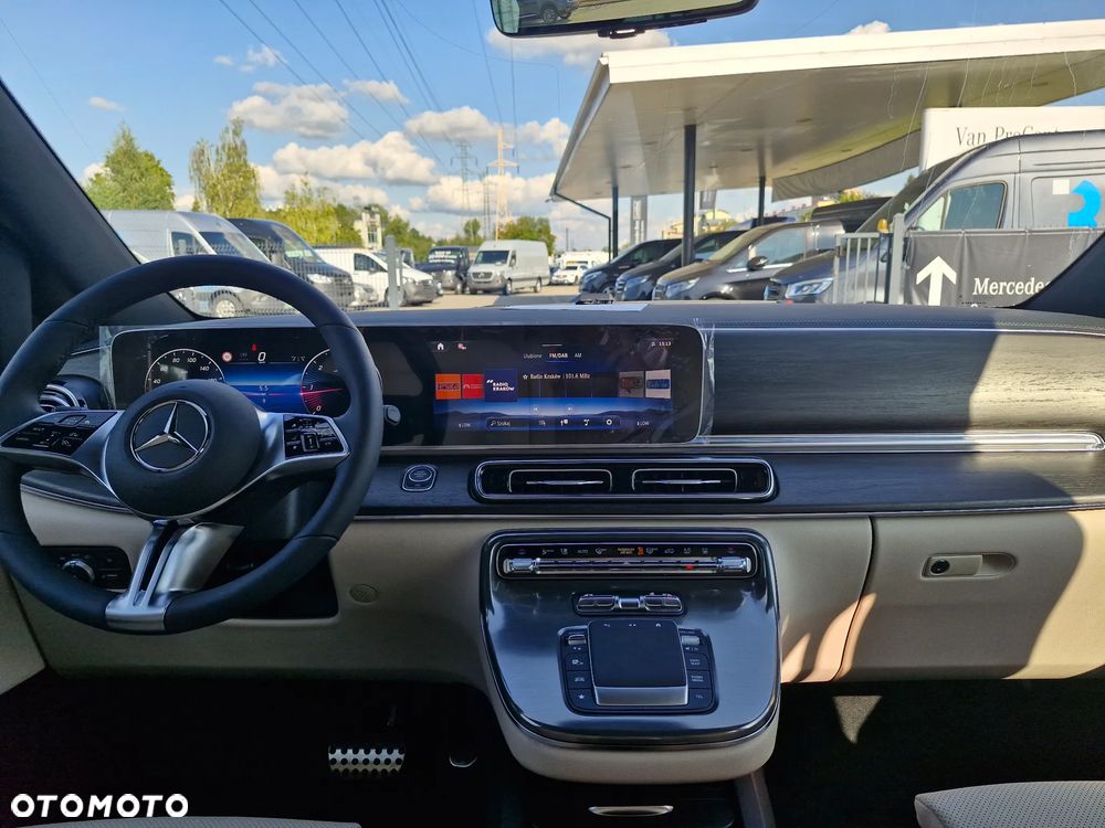 Mercedes-Benz Klasa V 300 d 9G-Tronic Exclusive (ekstra d³) - 21