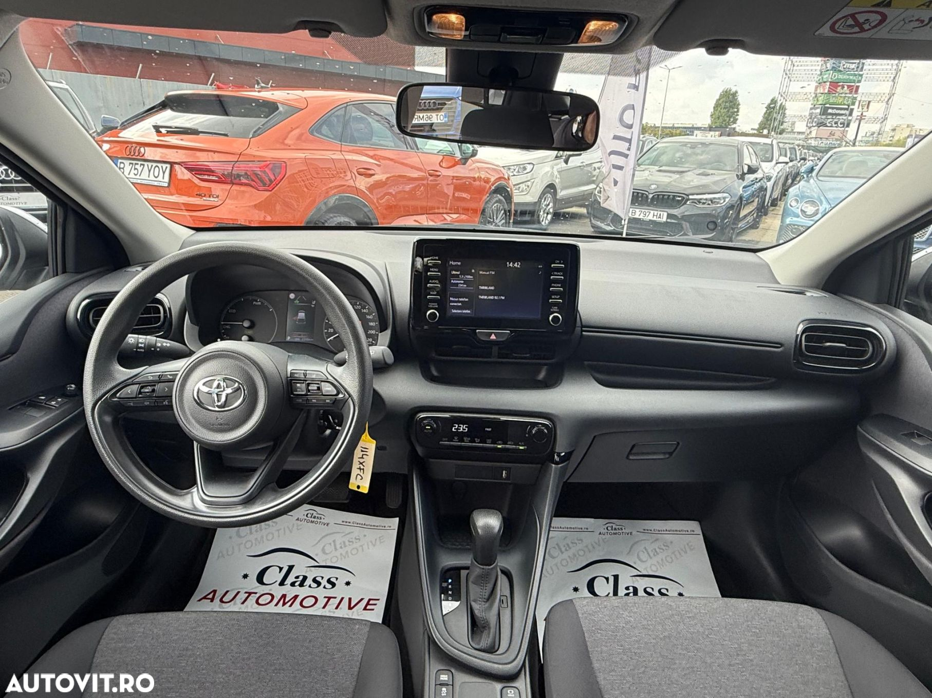Toyota Yaris - 5