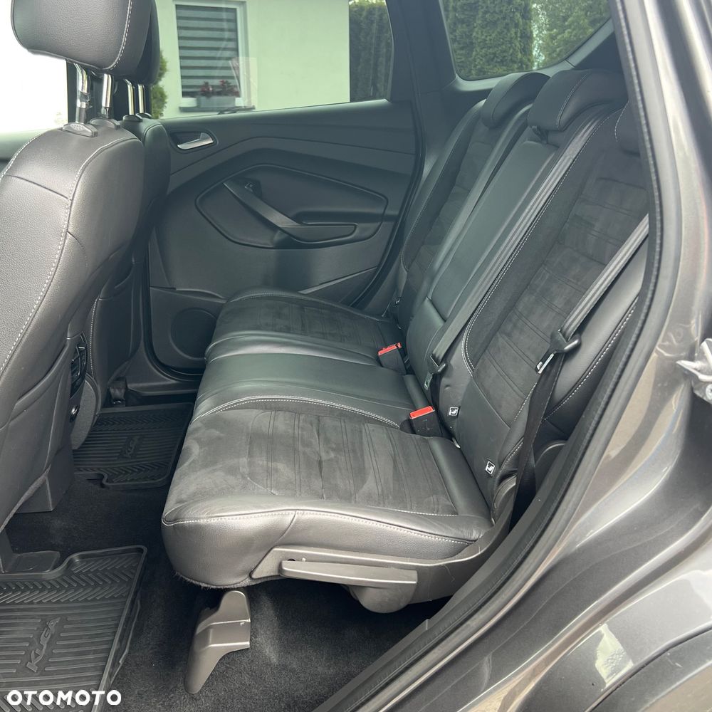 Ford Kuga 2.0 TDCi AWD ST-Line - 25