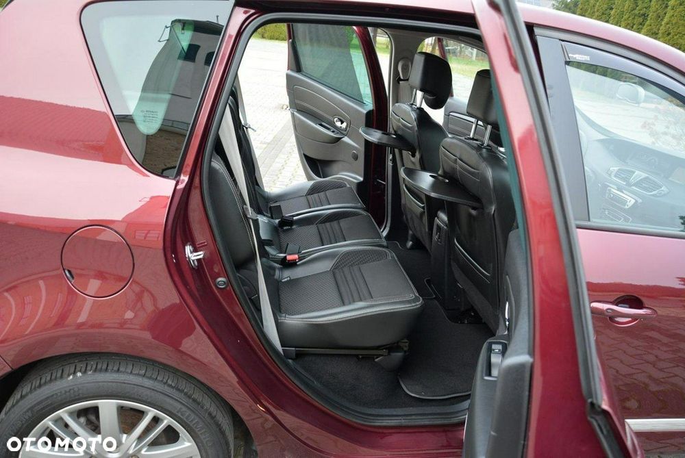 Renault Scenic ENERGY TCe 130 BOSE EDITION - 16