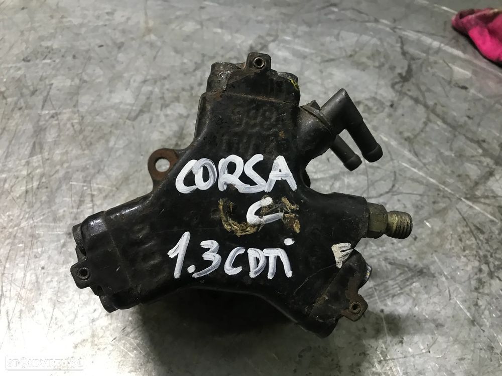 BOMBA INJECTORA / ALTA PRESSÃO OPEL CORSA C / COMBO 1.3CDTI 0445010092 55185549 - 1