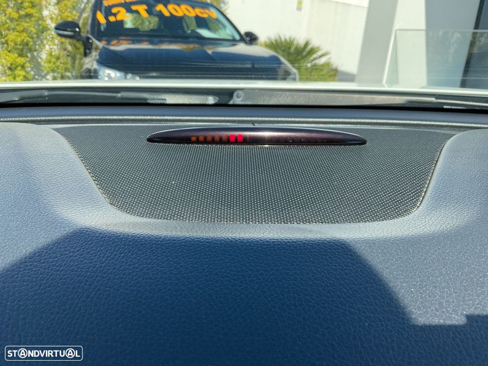 Mercedes-Benz A 180 CDi BE AMG Line - 23