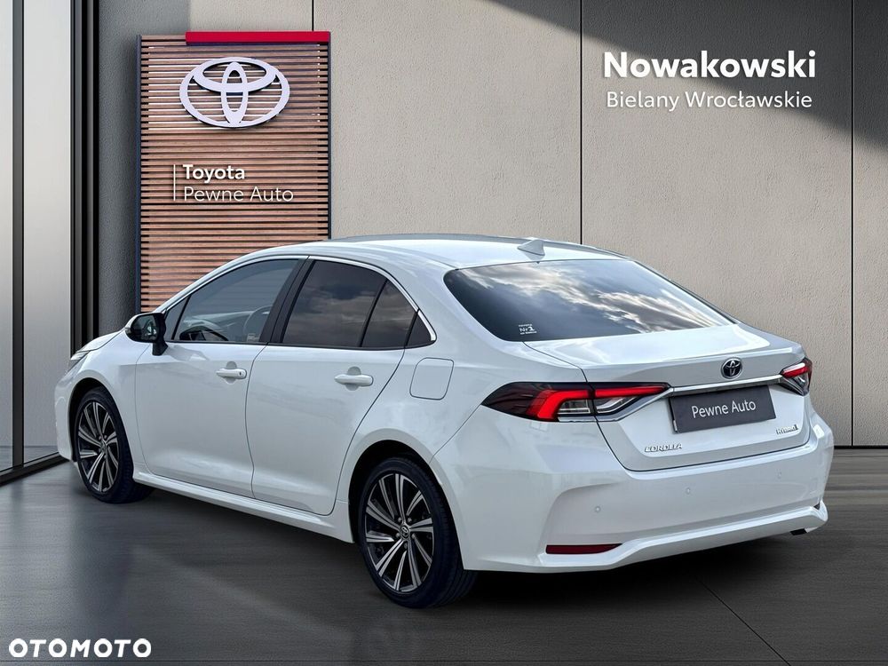 Toyota Corolla 1.8 Hybrid Comfort - 31