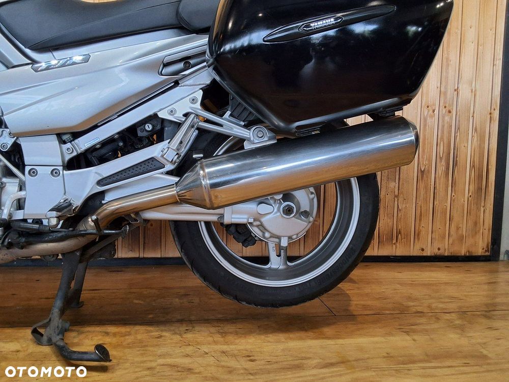 Yamaha FJR - 12